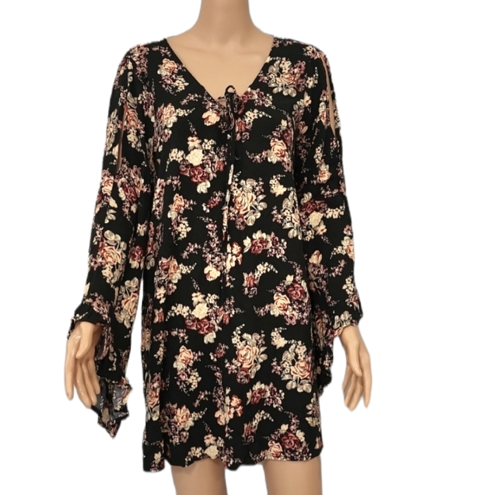 Chelsea &‎ Violet Casual Shift Black Floral Bell Sleeve Rayon Dress Size L Large
